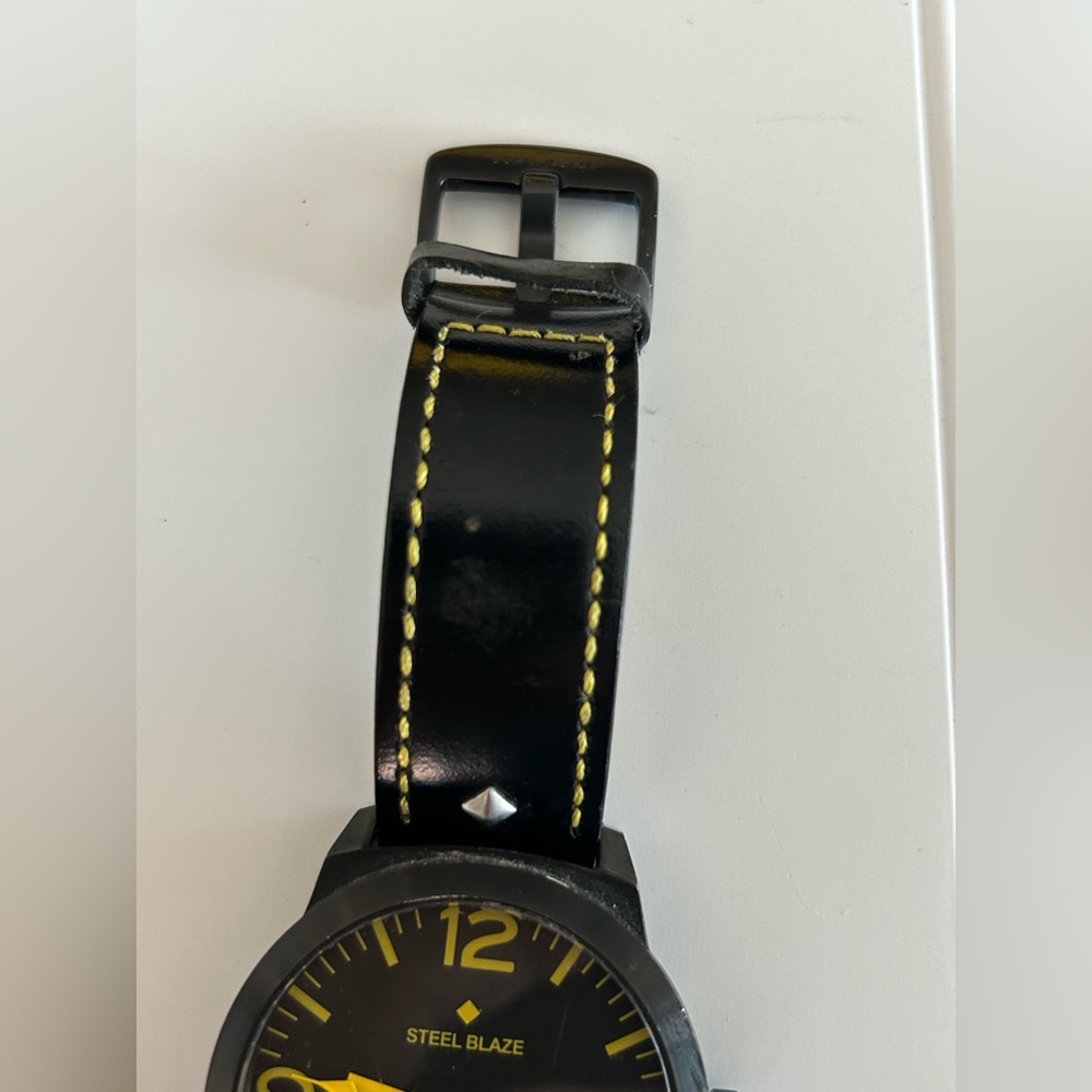 Black and Yellow Men's Watch - Picture 5 of 7